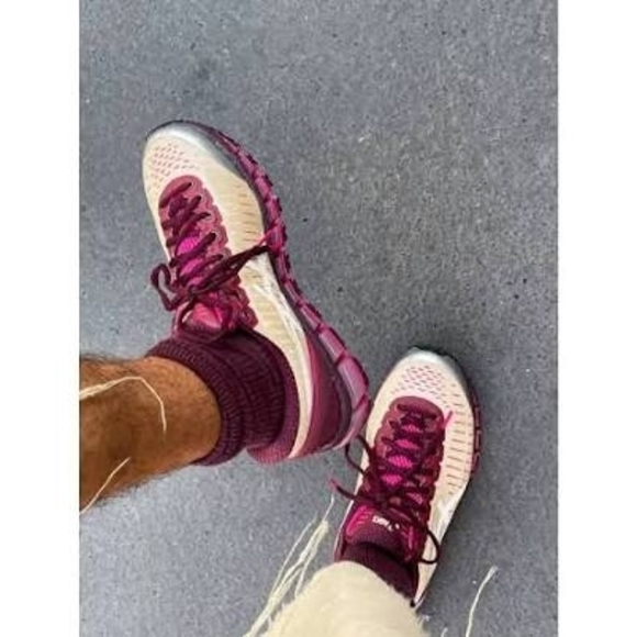 Size 12 - Above The Clouds x ASICS Gel Quantum 360 Wine main image 7